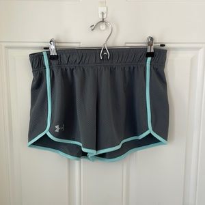 Underarmor athletic shorts